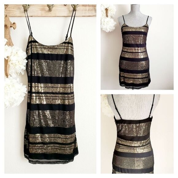 FOREVER 21 Gold Sequin Sleeveless Mini Dress Size Medium - Picture 1 of 4